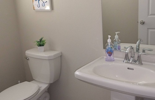 North Beach House | New 3 BR Townhome in Atlantic Beach, FL a few minutes from Atlantic Beach.