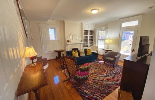 Murfreesboro House | NEW 4 bed/4.5 Bath Historic Home in the Boro-Walking Distance to the Square