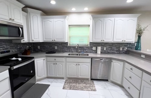 Port Isabel House | NEW! Adams st channel house