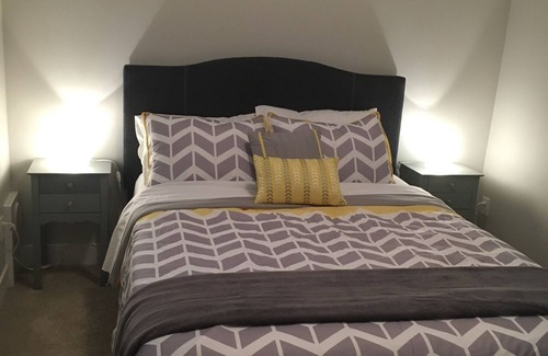 Guildford House | New and Cozy 2 bedrooms suite