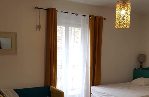 Viviers Apartment | New and modern studio for the holidays