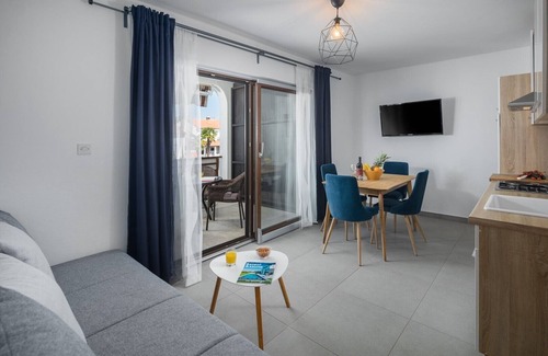 Spadici Apartment | New and modern stylish one bedroom apartment in one of the best locations in Porec, close to the beach