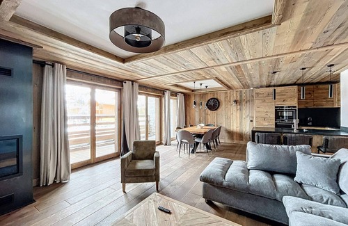 Le Cret Apartment | New apartment 7 ppl, 3 bedrooms with balcony and parking in Val-d'Isère