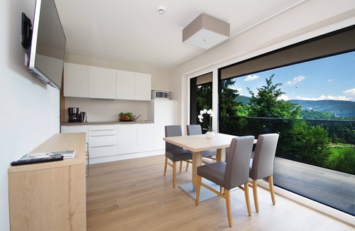 Avelengo Apartment | New apartment hotel near Merano with mountain views, sauna, bike room, WiFi & parking