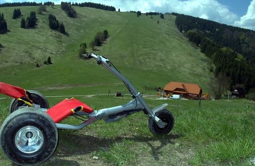 Ruzomberok Apartment | New apartment with restaurant in great locality - Ski/Bike Park 100m, lake 150m