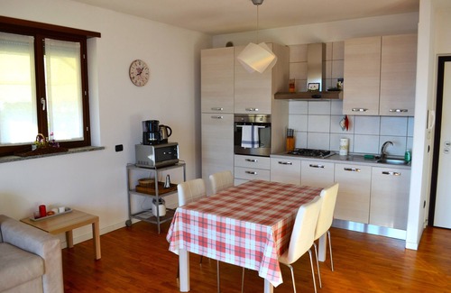 Stresa Apartment | New bright and sunny apartment with large terrace, panoramic views & free Wi-Fi