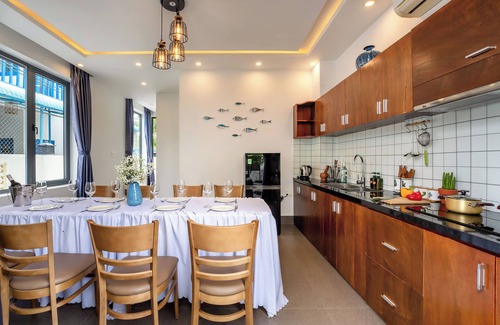 Cam An House | New Beachfront House 5BRs - Steps to Beach