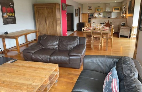 Chateaulin House | New "Beautiful Family House" in a quiet area near the coast