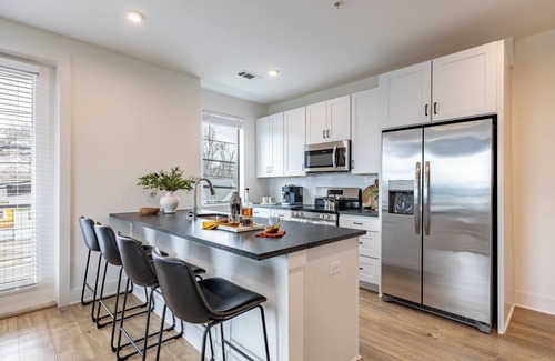 Nashville House | New Build Condo Minutes from Downtown Nashville Dining & Fun | Heights #403