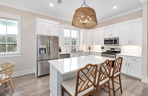 Saint Simons Island Cottage | New Build Cottage near the Beach, Sea Island, Resturants
