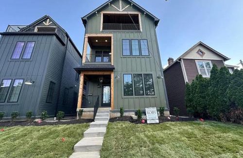 Downtown Columbus House | New Build Hot Tub Dtown ShortNorth