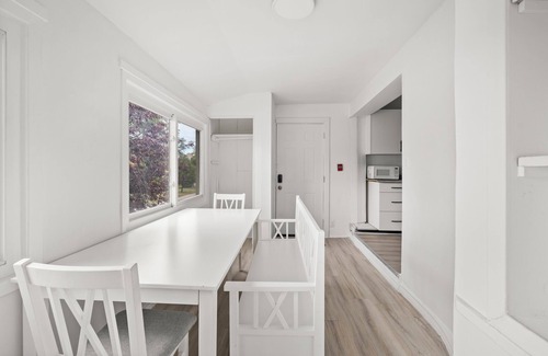 Windsor Apartment | New Build Sunny 2 Bedroom Unit