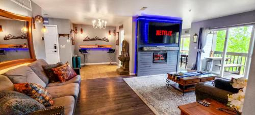 New Castle Apartment | New Castles Kings N Queens 14mins to Glenwood Springs
