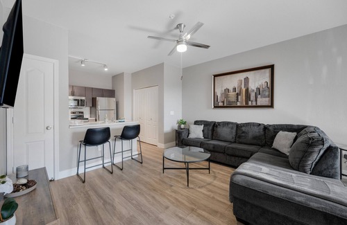 Phoenix Apartment | NEW! Central Relaxing 1BR Phoenix Retreat near Airport