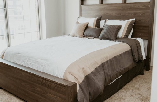 Scioto Mile Apartment | *** New Charming and Luxury Apartment in Downtown Columbus***