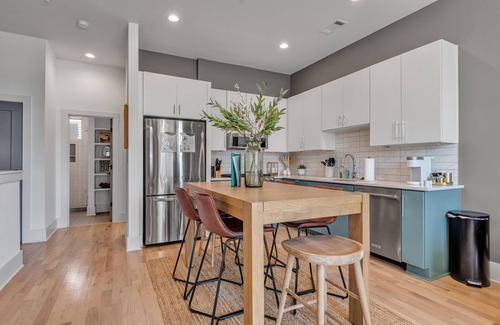 Hillsboro Village Condo | NEW Charming Home in the Heart of Nashville