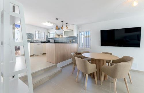 Sitio de Calahonda Villa | New charming house 150 meters from the beach