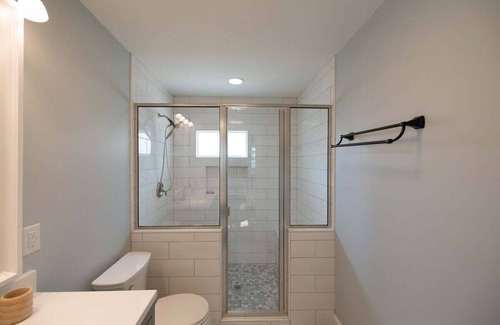Green Meadow House | New! Coastal Ranch with Pool
