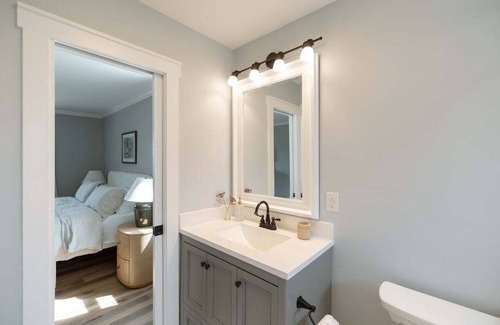 Green Meadow House | New! Coastal Ranch with Pool