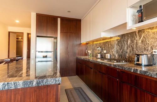 Libertad Condo | NEW Condo 2B/2B with spectacular Bay View. Tower, right side of Lunaterra I.