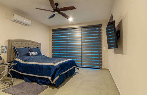 Libertad Condo | NEW Condo 2B/2B with spectacular Bay View. Tower, right side of Lunaterra I.