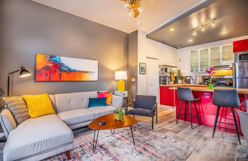 Central City Apartment | New Contemporary, Historical Unit from 5 Star Host