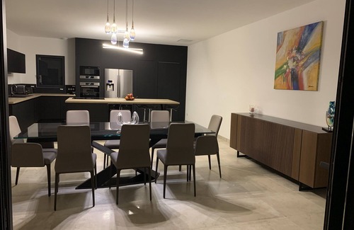 Les Restanques Villa | New contemporary villa with pool 5 minutes from the sea.