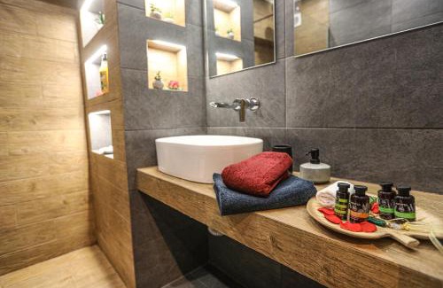 Ano Kipseli Apartment | NEW COZY home ATHENS heart KYPSELI !