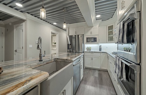 Elizabeth House | NEW! Cozy, private 2 bedroom apartment outfitted on 46 acres with views!