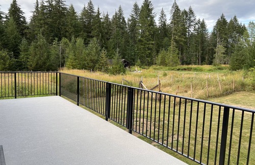 Port Alberni House | New cozy room with shared bathroom