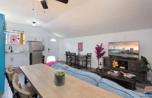 Tobin Hill House | NEW! Cozy Tobin Hill Guest House Near Pearl & River Walk!
