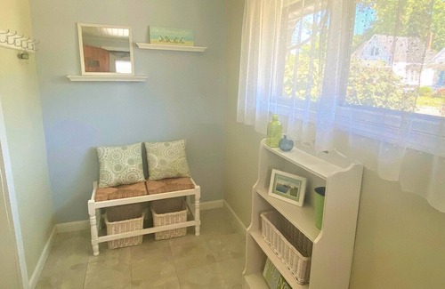 Ludington Cottage | NEW Cute Cottage Walk to Beach/Downtown Ludington