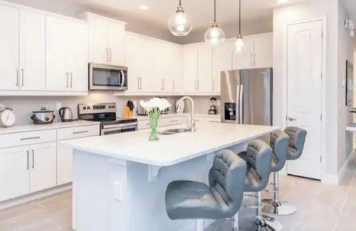 West Kissimmee Resort | New Designer Themed 8BR vacation home.
