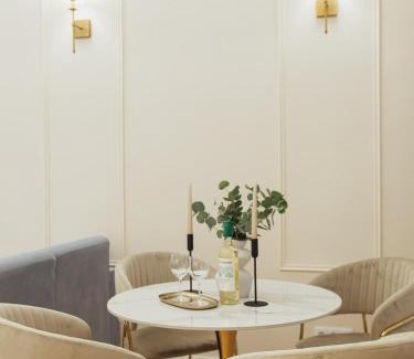 Erzsebetvaros Apartment | NEW Downtown Apt w Breakfast&Parking Option