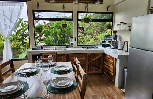 Penas Blancas Cabin | NEW- El Colibri, La Fortuna Rainforest Cabin w Panoramic Views