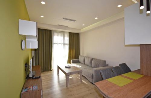 Kentron Apartment | New eurorenovated, Modern apartment for rent in Koghbatsi street KO1642
