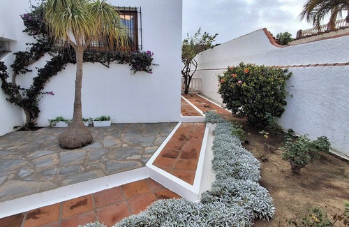 Puerto de la Duquesa Villa | NEW FINCA BOHO CHIC amazing SEA VIEW - 5 Bedrooms- for Golfers only