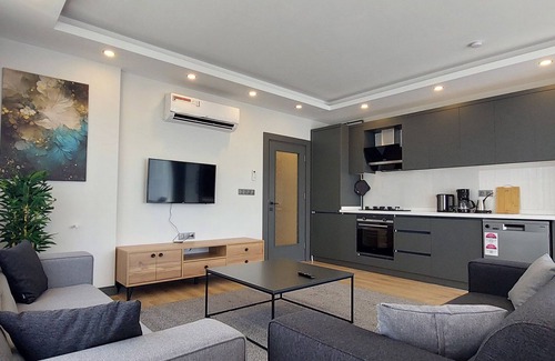Lara Apartment | New Flat&Large Living Space(1) Close to Lara Beach