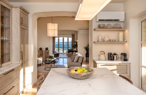 Gordes Other | NEW For Summer 2023! Exceptional Home Near Gordes