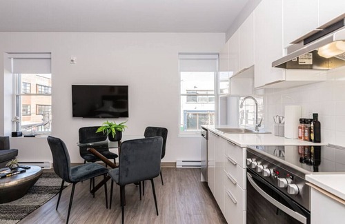 Plateau Mont Royal Apartment | New, Fresh and Luminous Studio in Le Plateau by Denstays