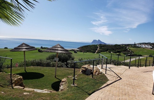 San Roque Apartment | New front line beach/Golf with views of Gibraltar and Africa.