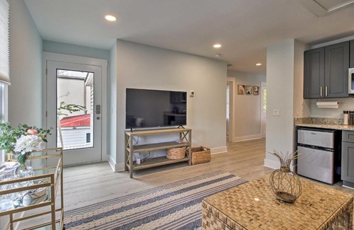 The Point Apartment | NEW! Fully Renovated 2 Bed 2 Bath Apartment in Downtown Beaufort