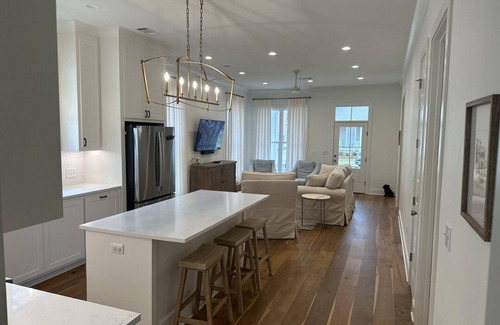 Starkville House | NEW GAMEDAY Home 3-BR/3BA Close to Campus!