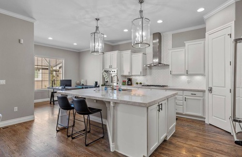 Lone Tree House | New! Gourmet Kitchen - Close to Lone Tree and Bluffs Regional Park - 30+ Day