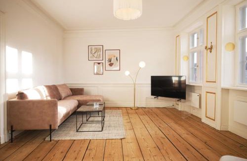 Nyhavn - Amalienborg Apartment | New Harbor - Carolinas Apartment