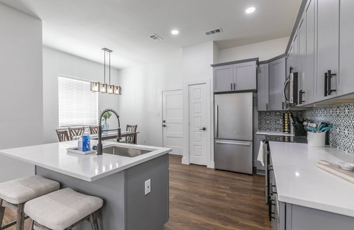Enchanted Oaks House | New home in Cedar Creek Cove