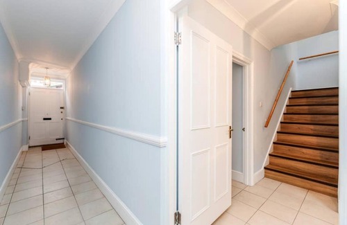 Shadwell Apartment | New House 10 minutes to Tower Bridge! 8 people!
