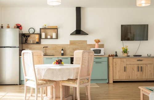 Sarlat-la-Caneda Cottage | New house in Sarlat with garden and terrace
