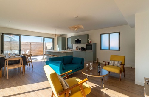 Biscarrosse Plage House | New house near ocean, terrace, parking, 8 people