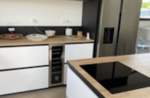 Vaux-sur-Mer House | New house with heated swimming pool for 8 to 10 people, quiet area